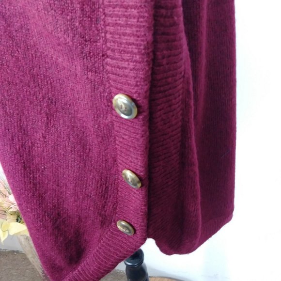Lety & Me Maroon turtle neck Sweater button side design Size 2X - Picture 3 of 8